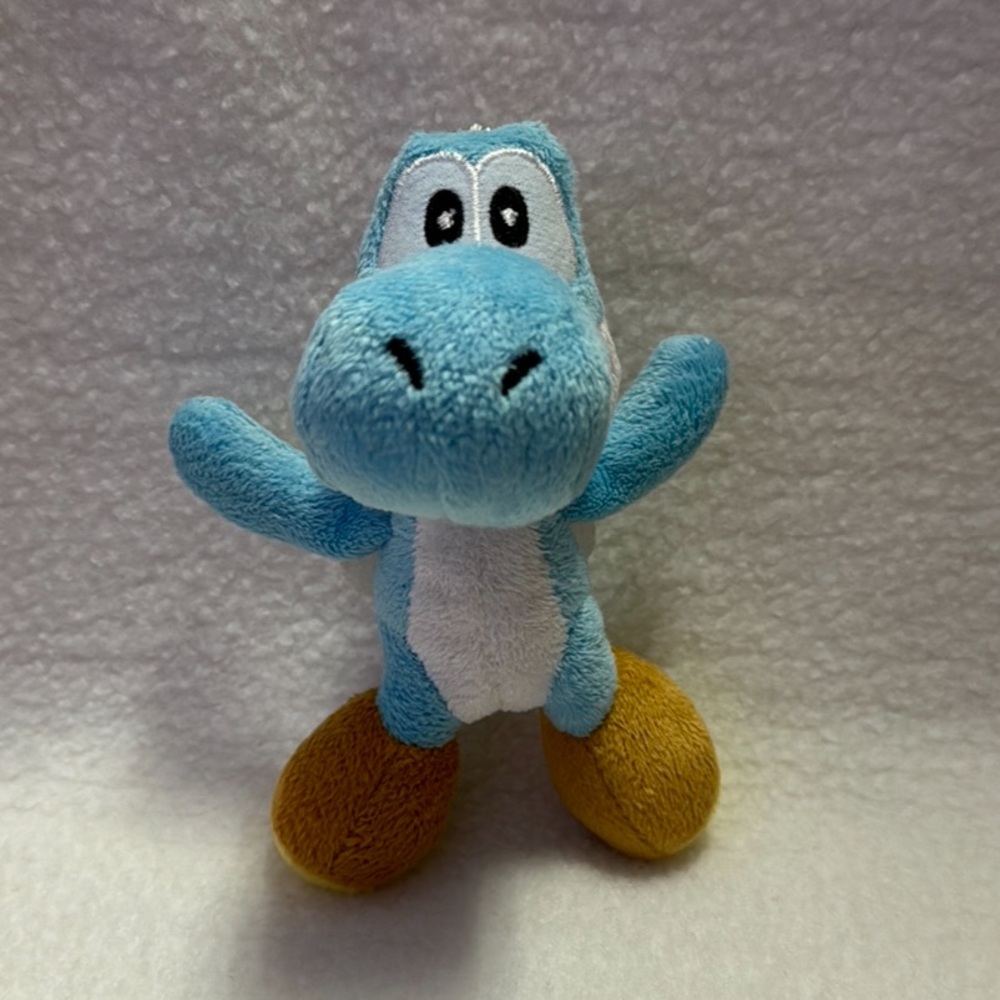 Light Blue Yoshi 5” Plush Key Ring 2011 Super Mario Party Soft Nintendo Game Toy